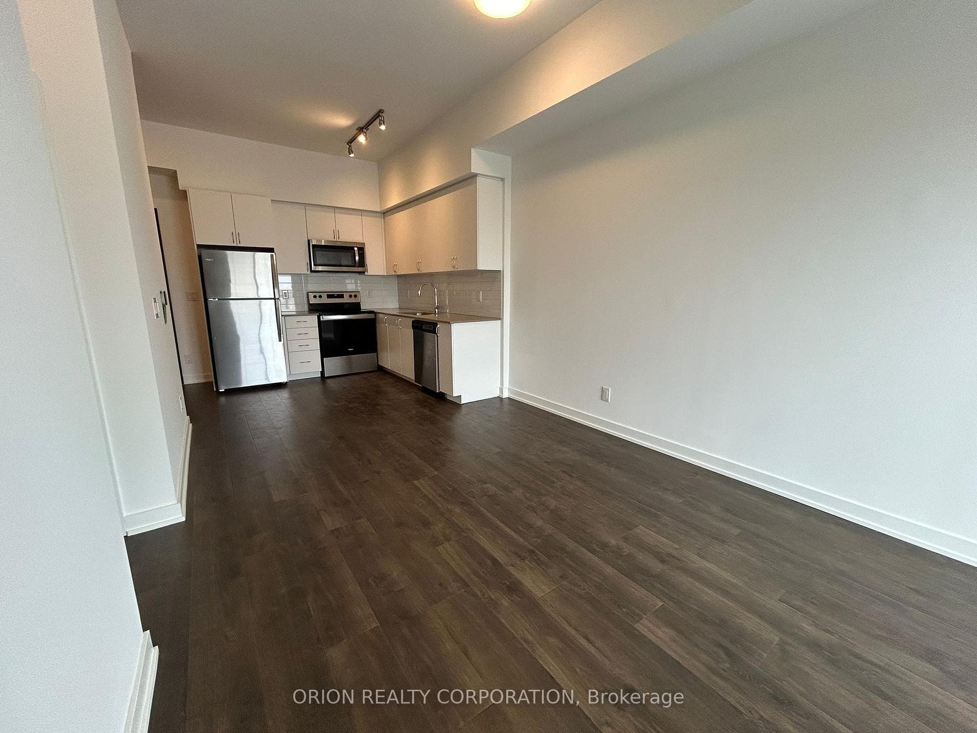 56 Lakeside Terrace Unit 1103 photo 5