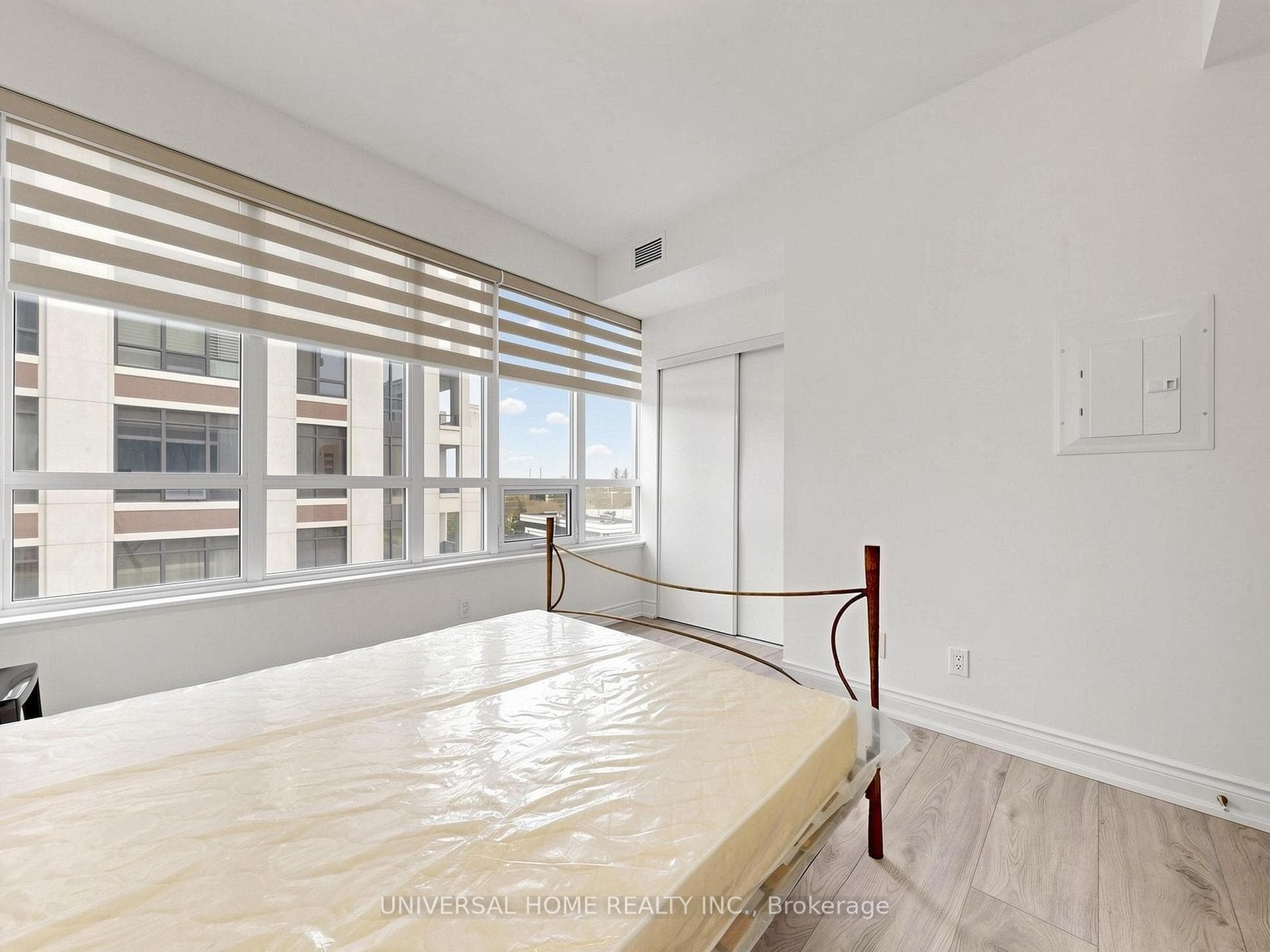 89 south town centre Boulevard Unit 705 photo 24