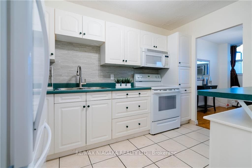215 Glenridge Avenue Unit 1402 photo 20