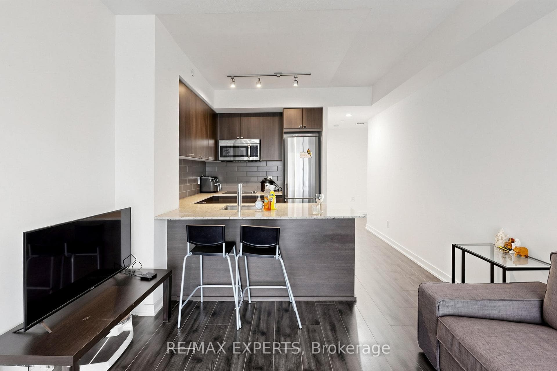 18 Rean Drive Unit 223 photo 19
