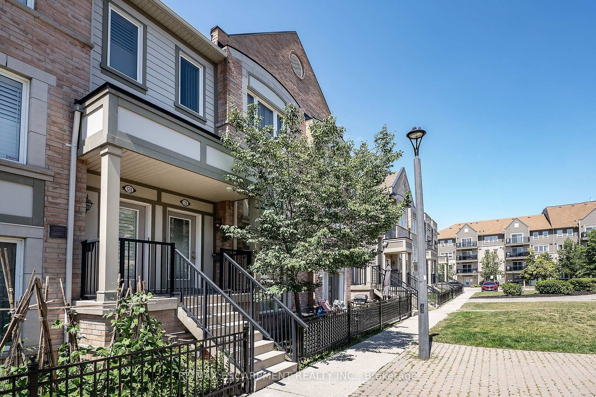 3050 Erin Centre Boulevard Unit 126 photo 16