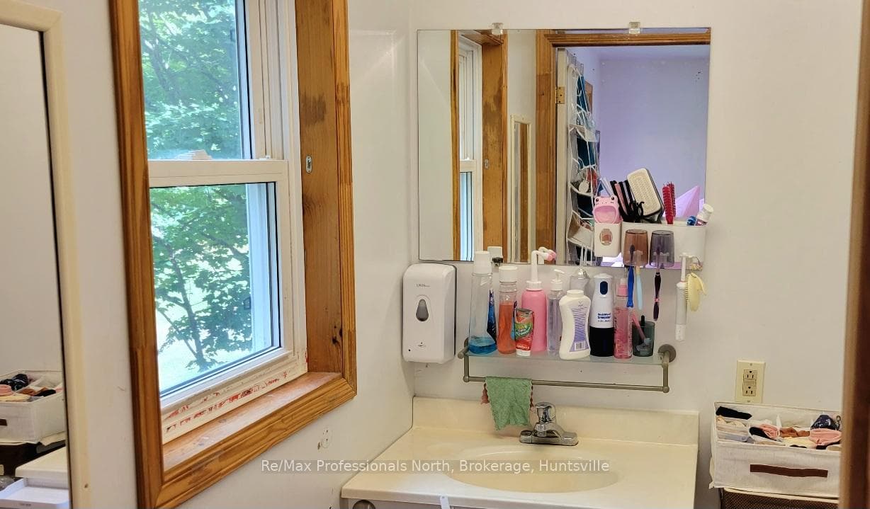 128 WAGNER Street photo 22
