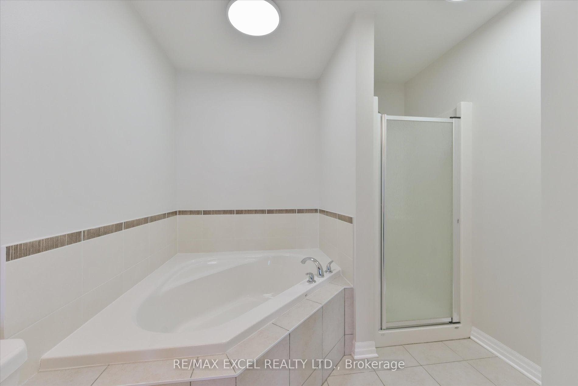 516 Peerless Street photo 20