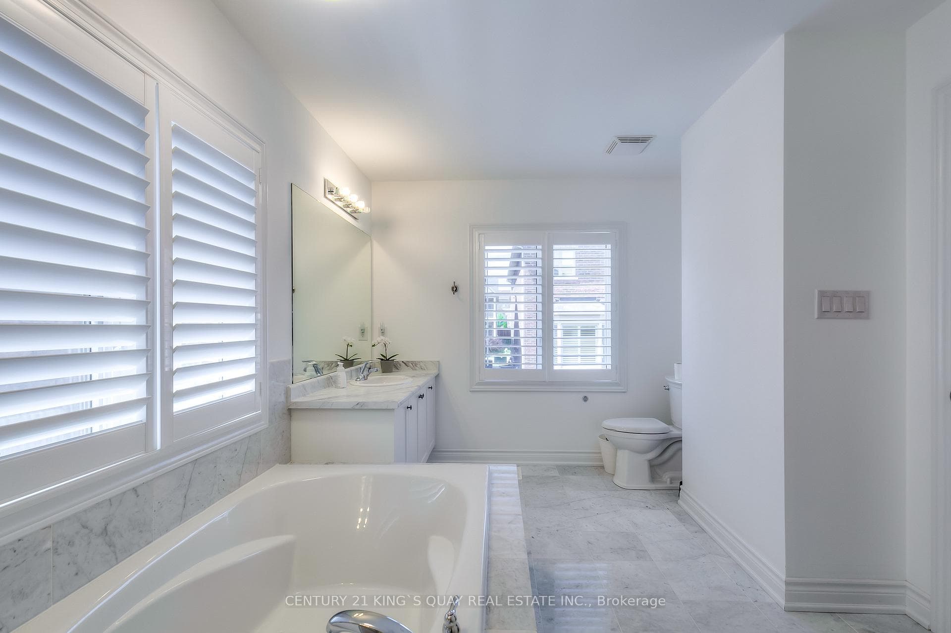 18 Manila Avenue photo 24