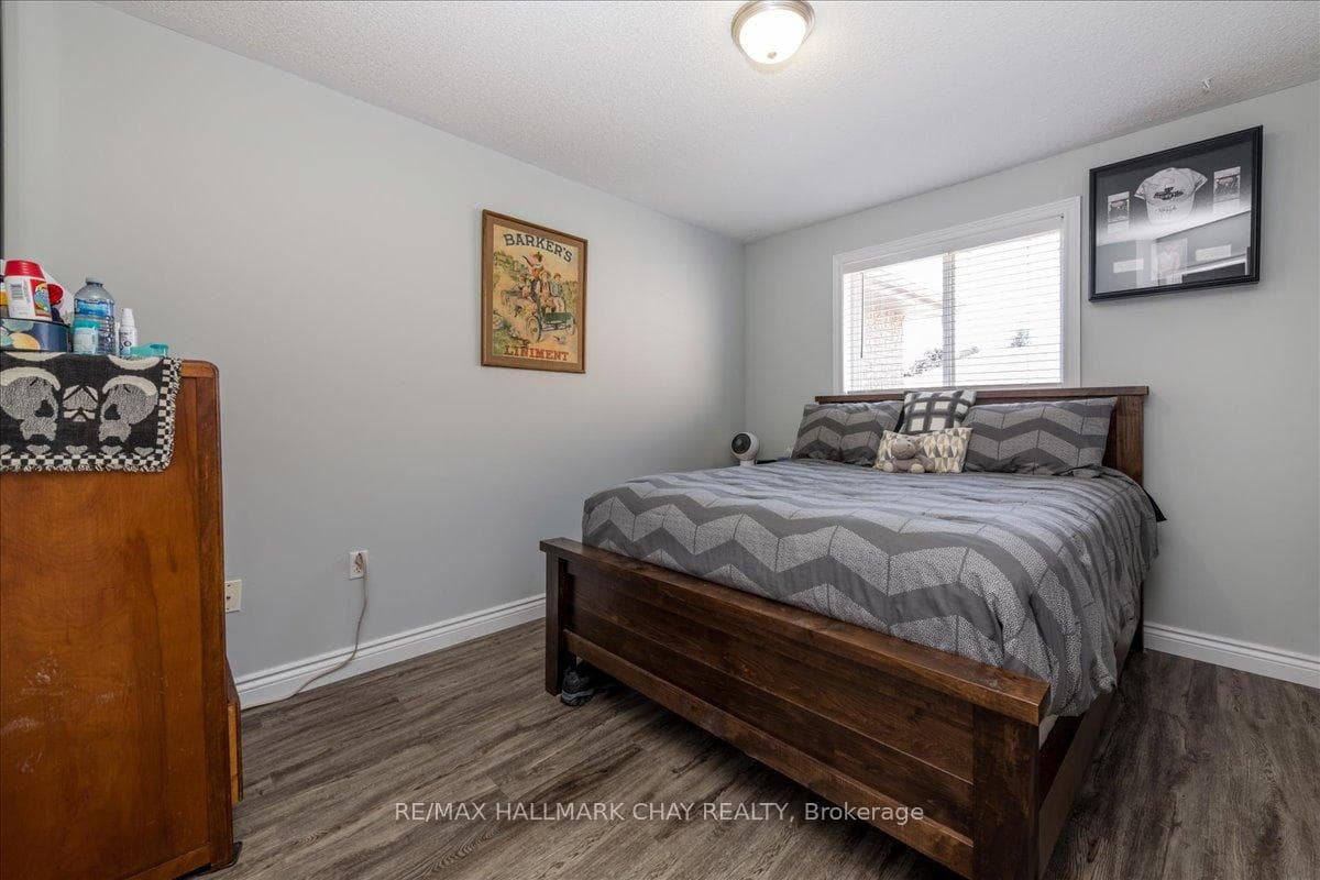 58 Mapleton Avenue photo 7