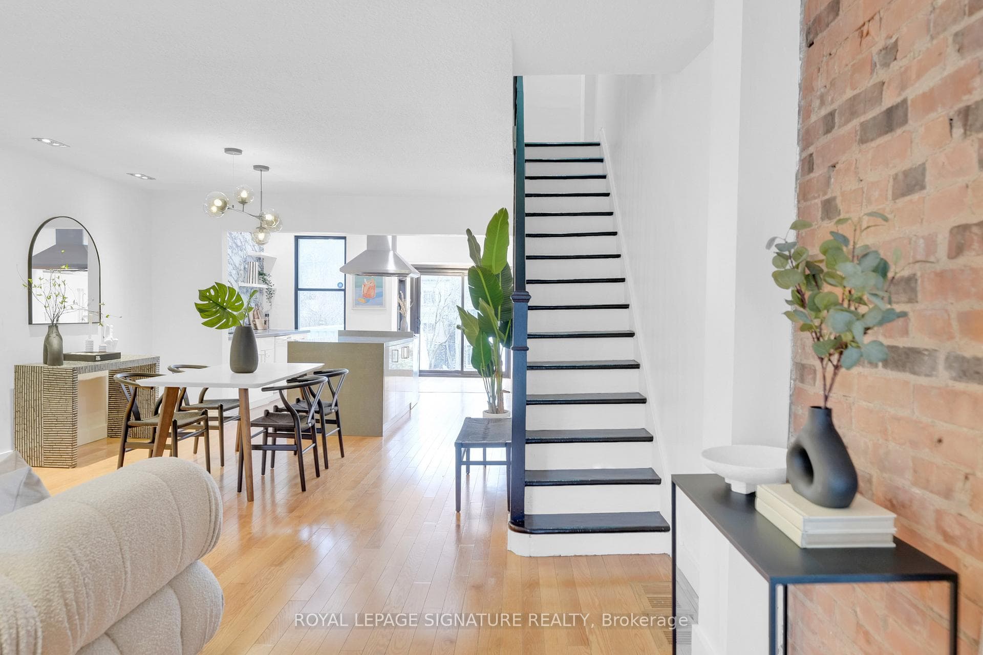 55 Elmer Avenue photo 3