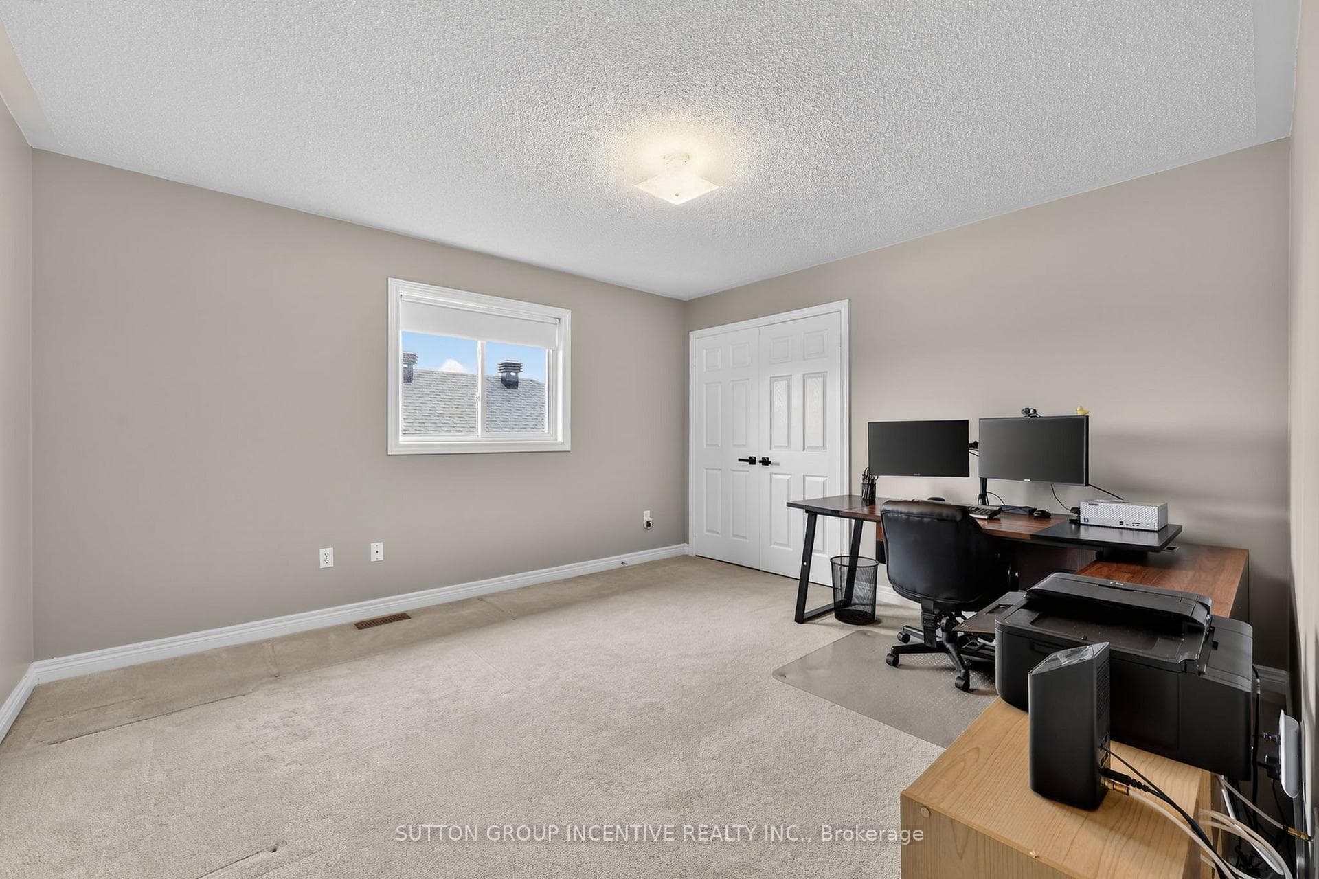 26 Prince Of Wales Drive photo 23