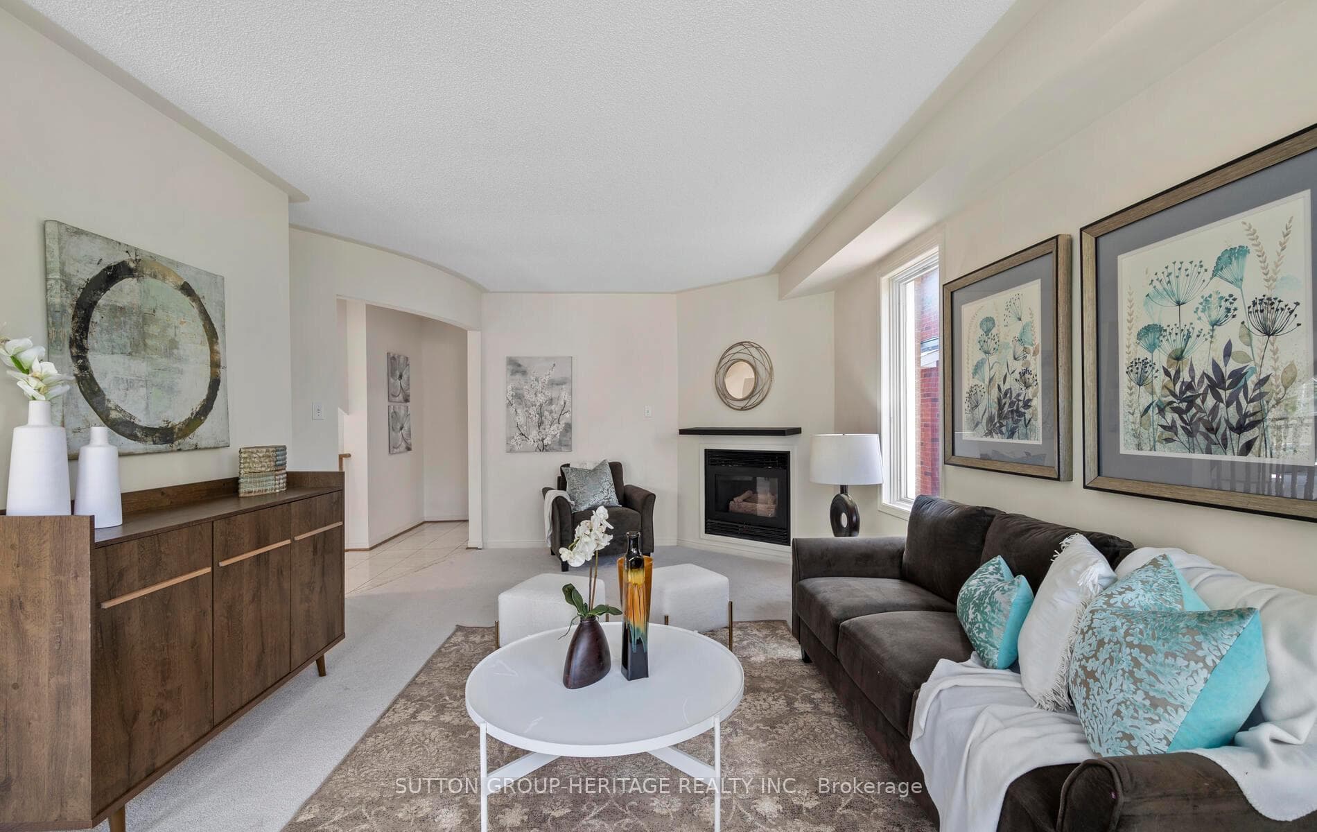 39 Pogson Drive photo 14