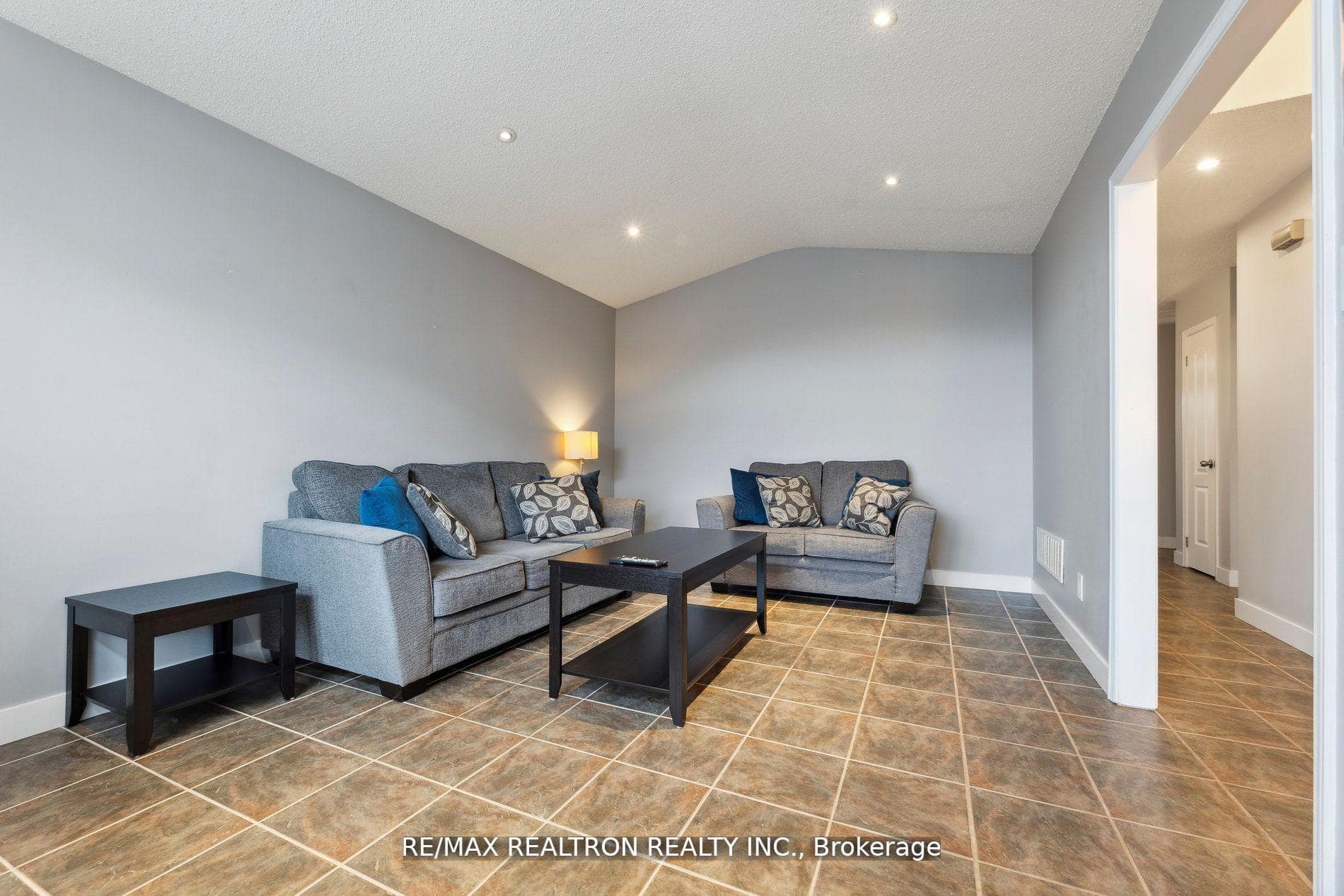 56 Kintyre Street photo 8