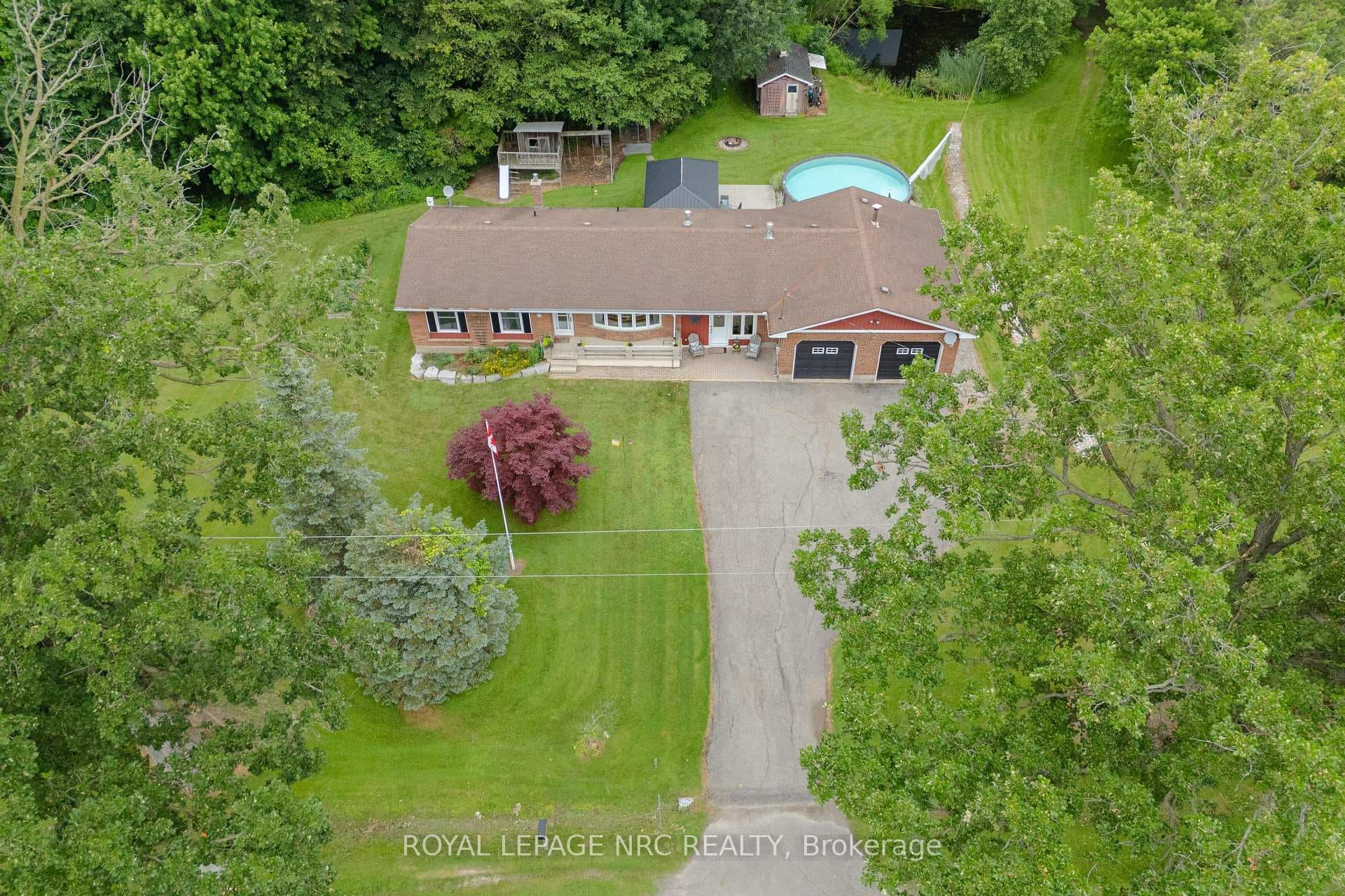 54038 Willford Road photo 4