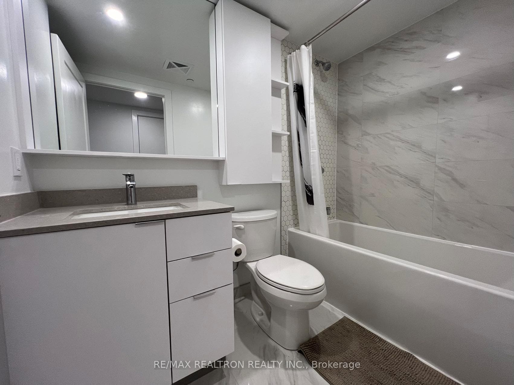 8 Cedarland Drive Unit 622 photo 18