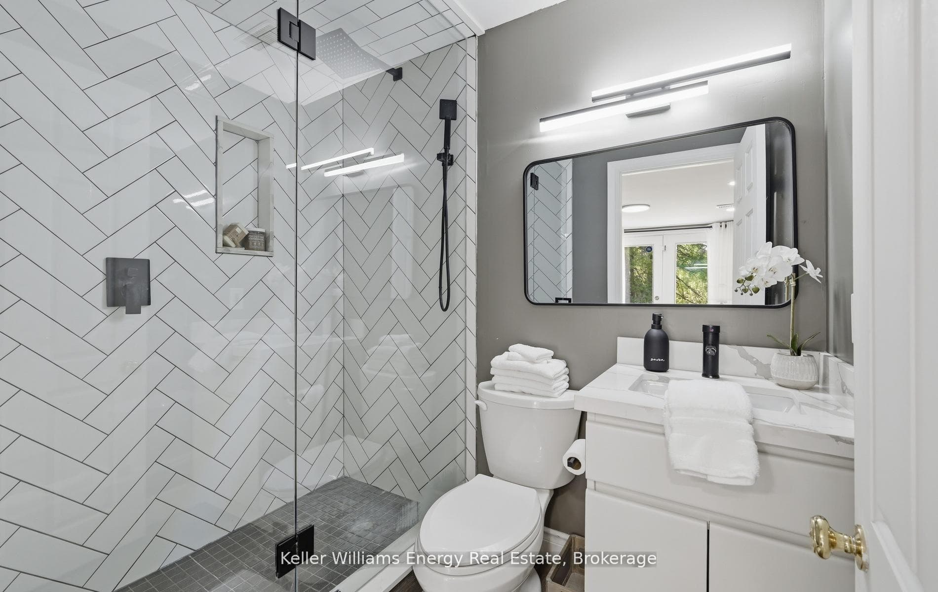 7925 Cedarbrook Trail photo 32