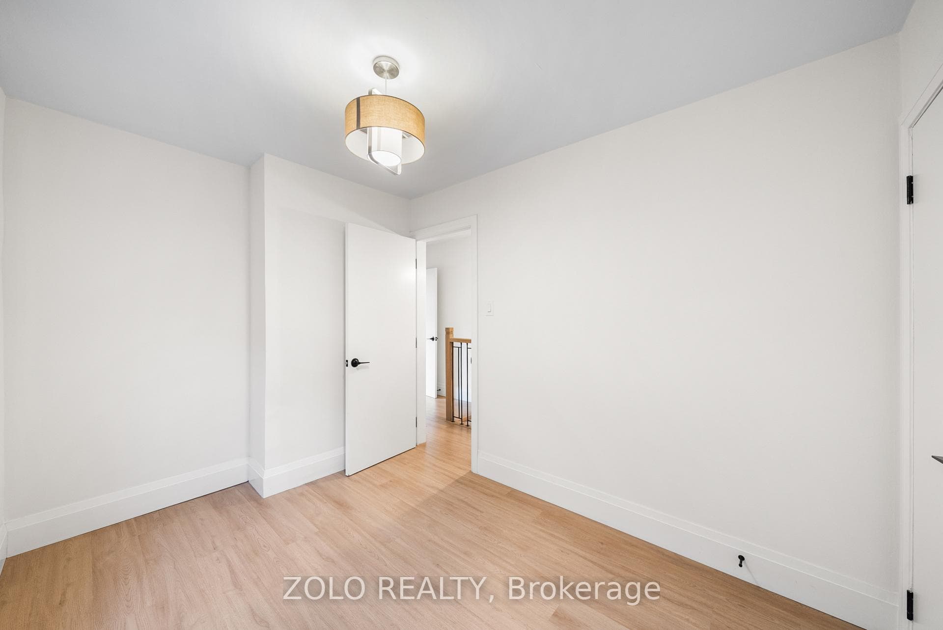 82 Bellwoods Avenue photo 34