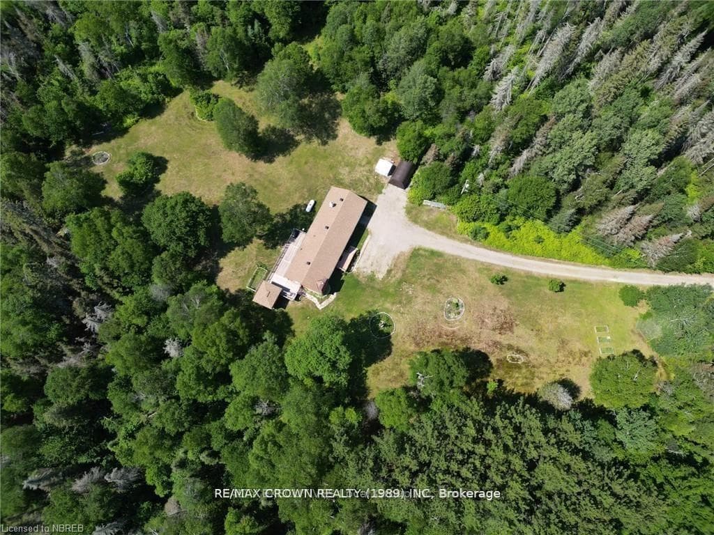 518 Northriver Road photo 2