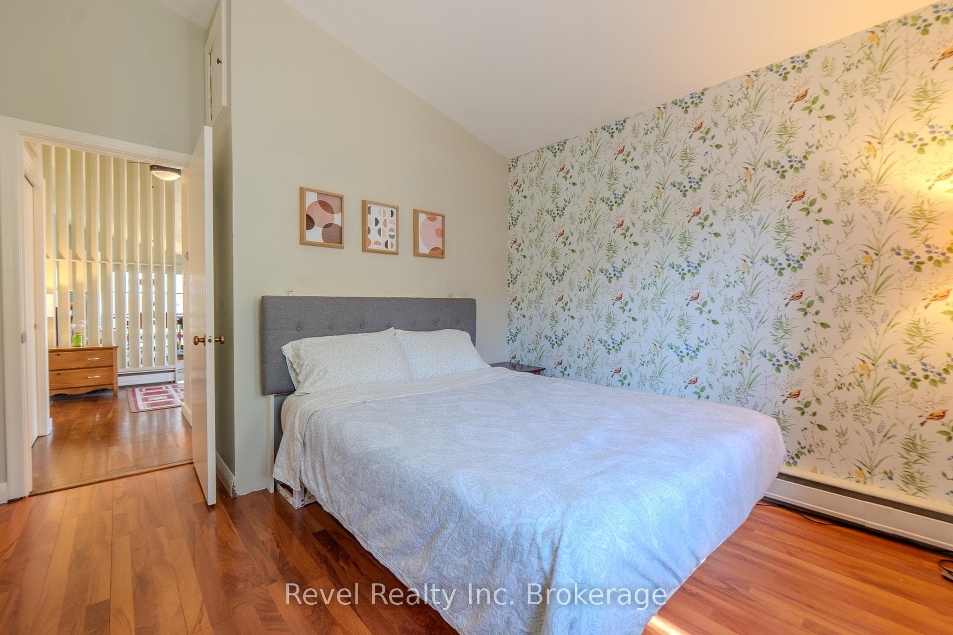 905 Pinewood Road photo 24