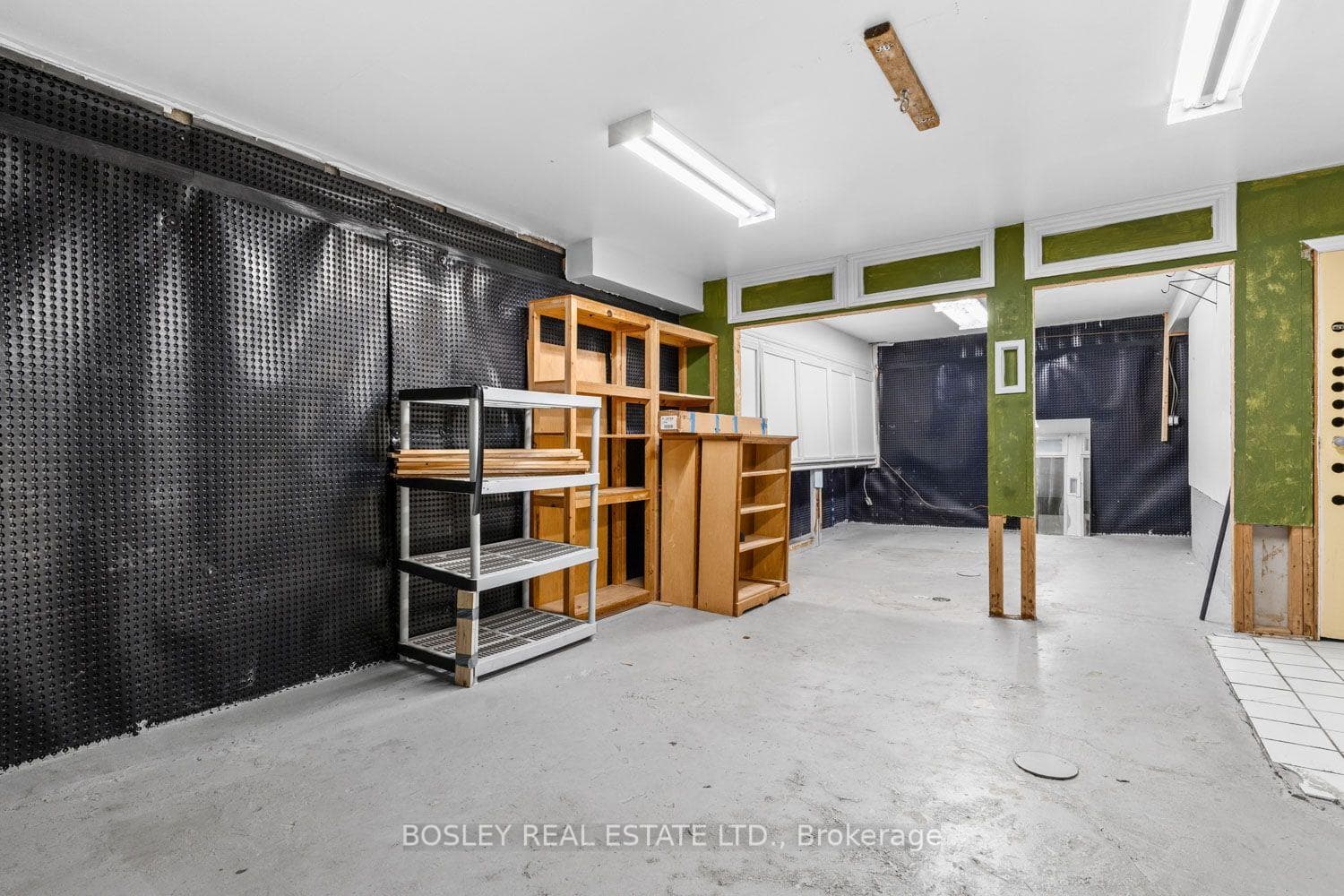 3524 Bathurst Street photo 27