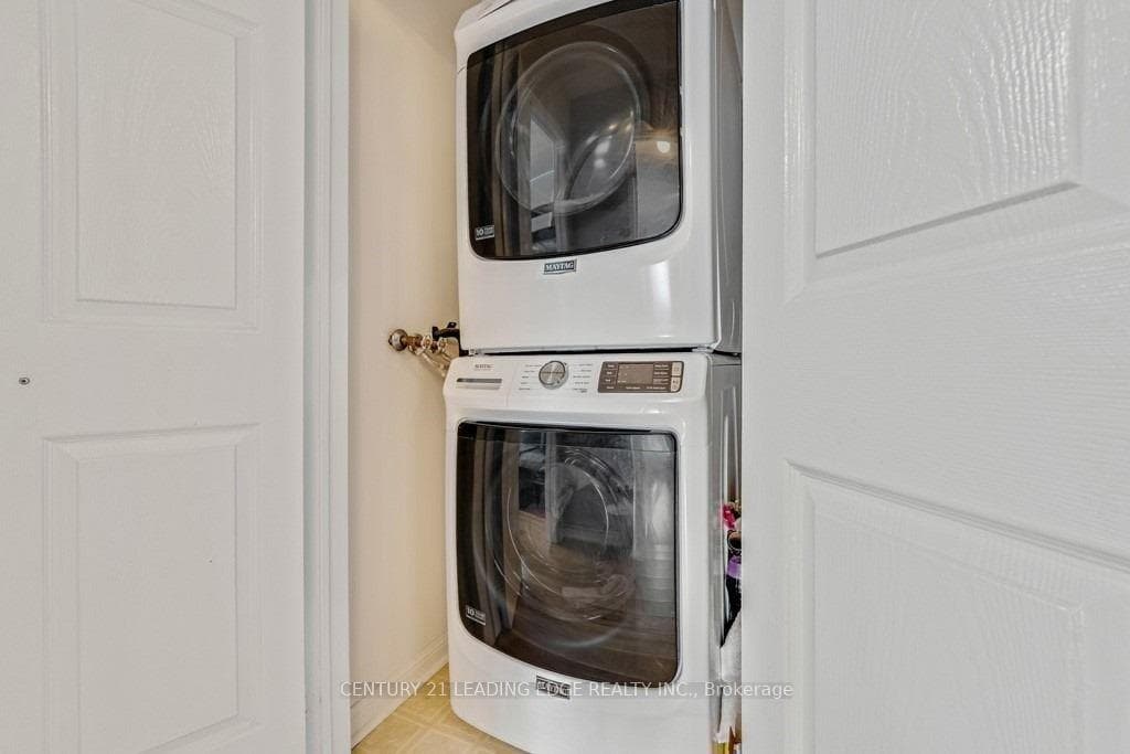 25 Mondeo Drive photo 29