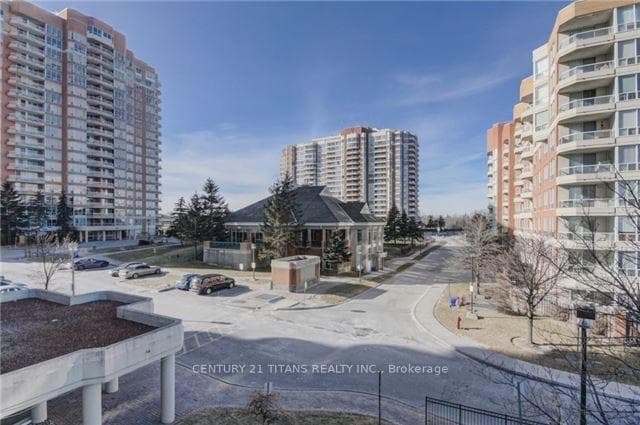 410 Mclevin Avenue Unit 303 photo 18