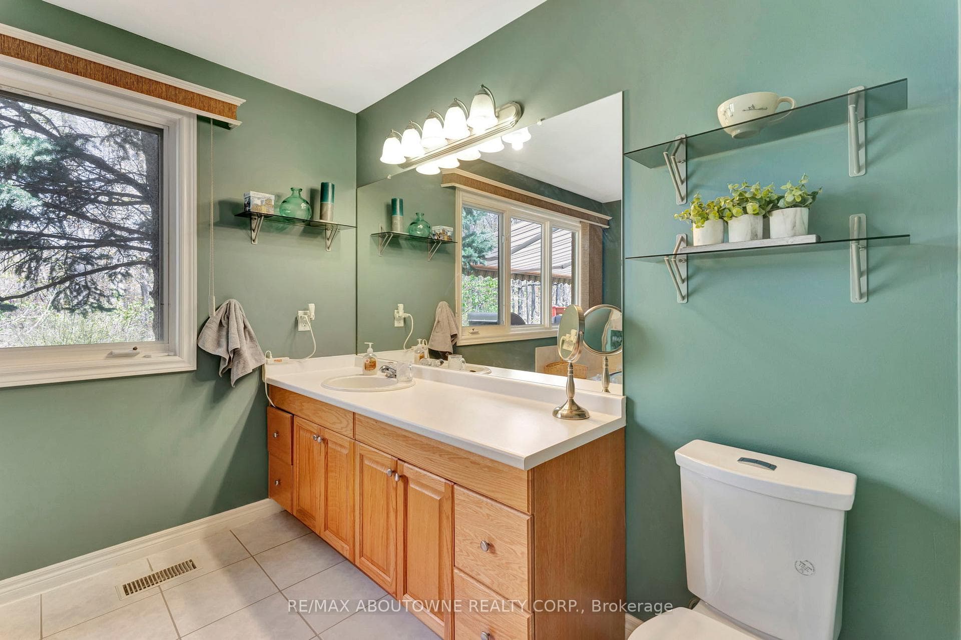 1150 Skyview Drive Unit 9 photo 15