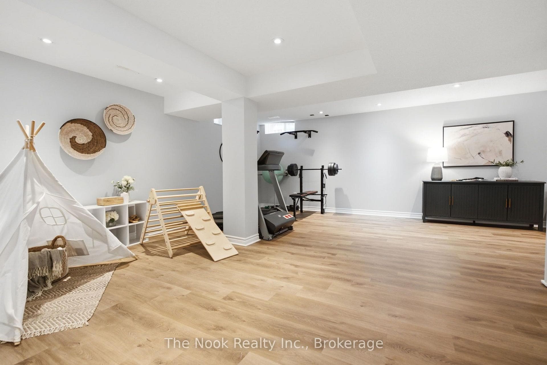 366 Travail Avenue photo 31