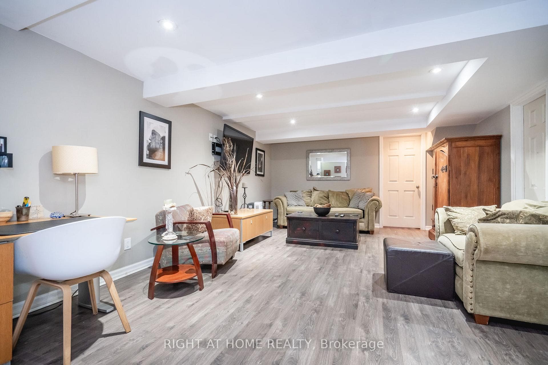 21 Bushey Avenue photo 19