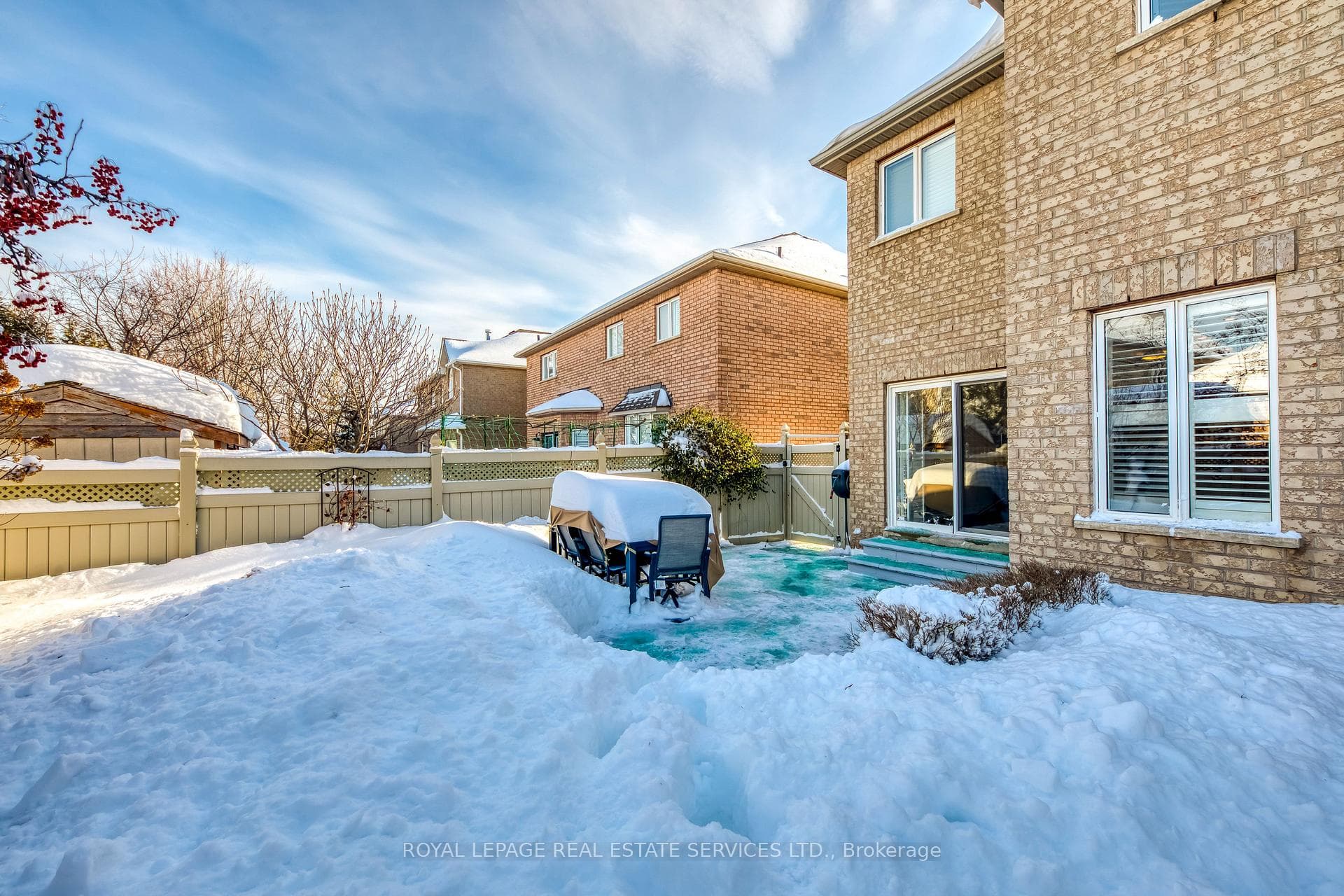 2467 Chaplin Road photo 48