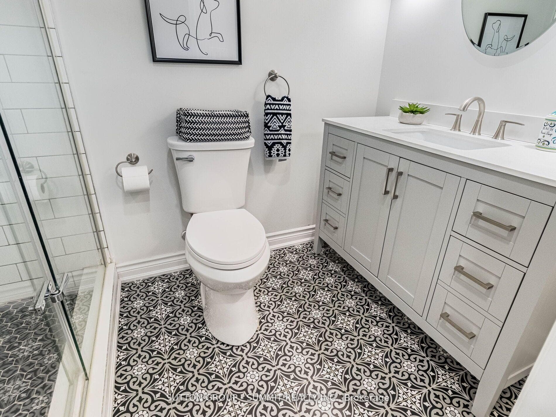 203 Brisdale Drive photo 31