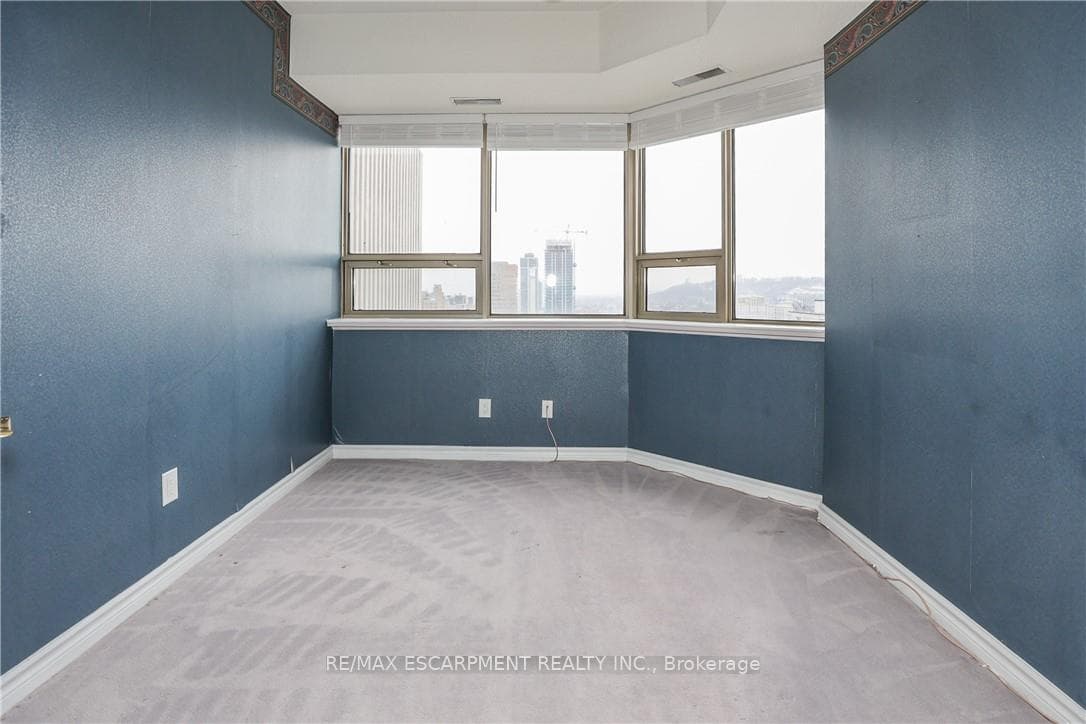 67 Caroline Street Unit 1801 photo 18