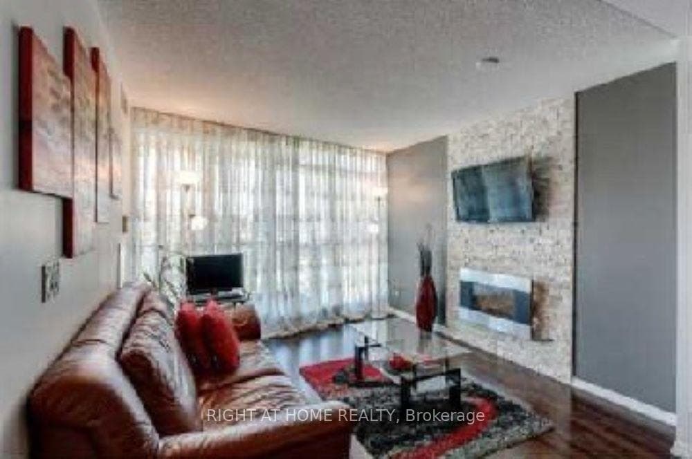 209 Fort York Boulevard Unit 1161 photo 12