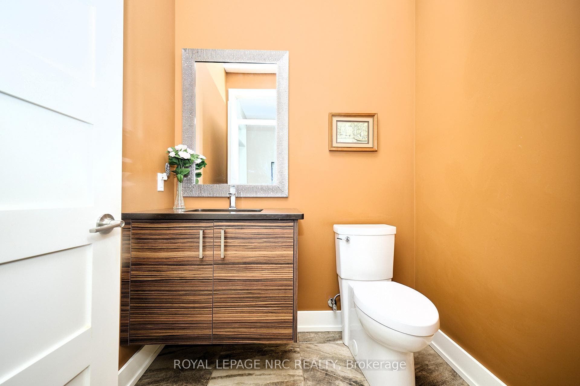 62 Rosewood Crescent photo 22