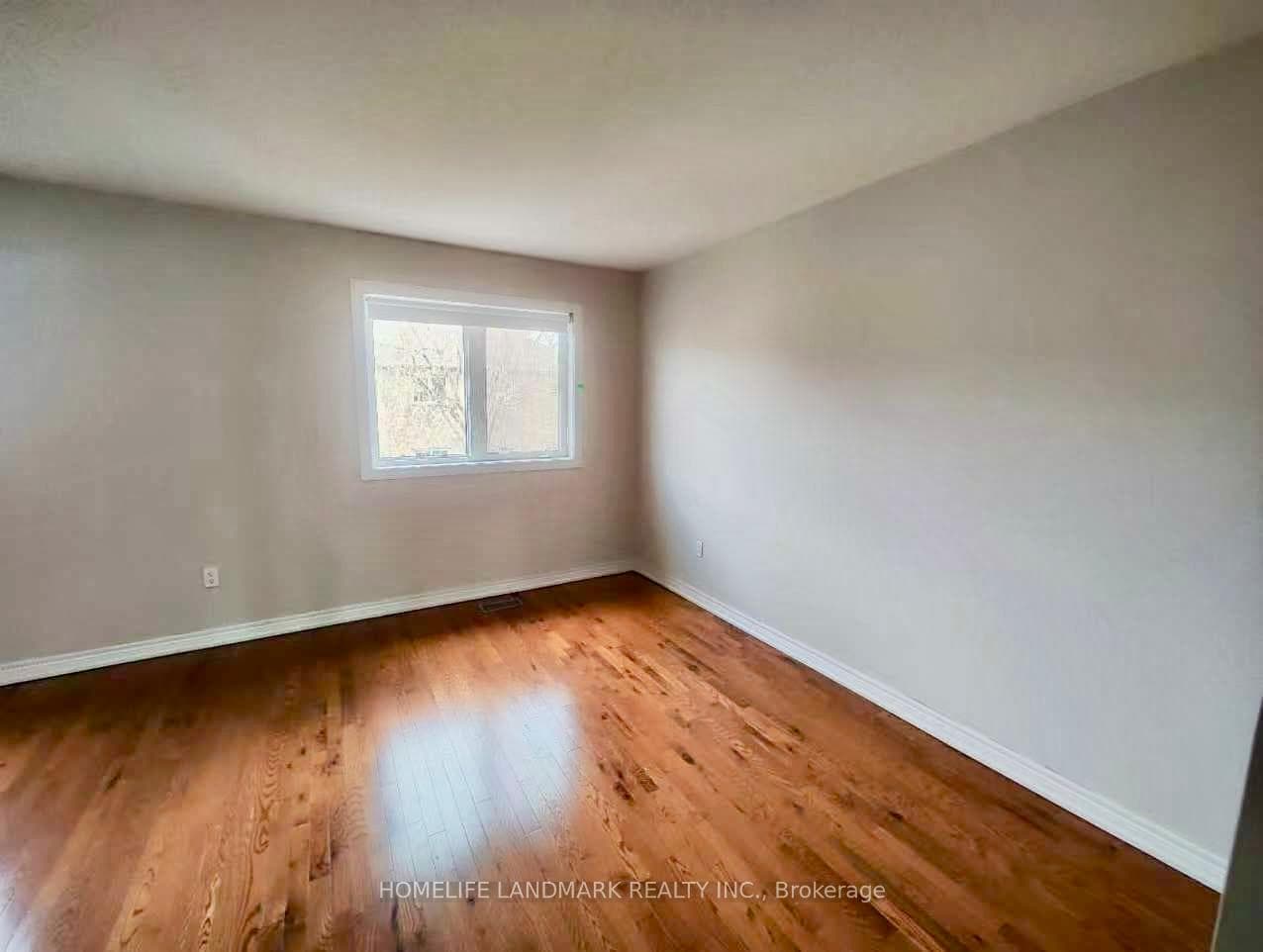 40 Ozner Crescent photo 19