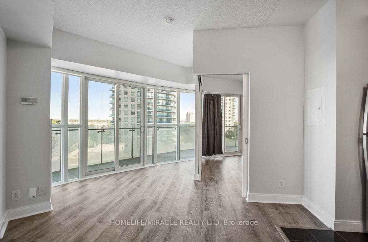 50 Absolute Avenue Unit 602 photo 6