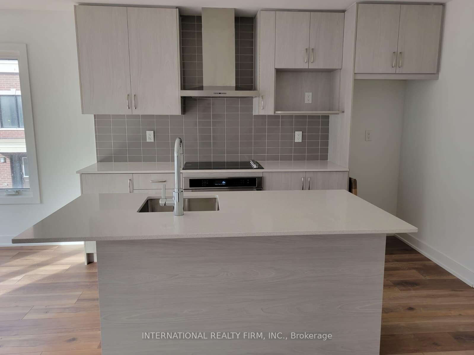 27 Sunbury Lane photo 8