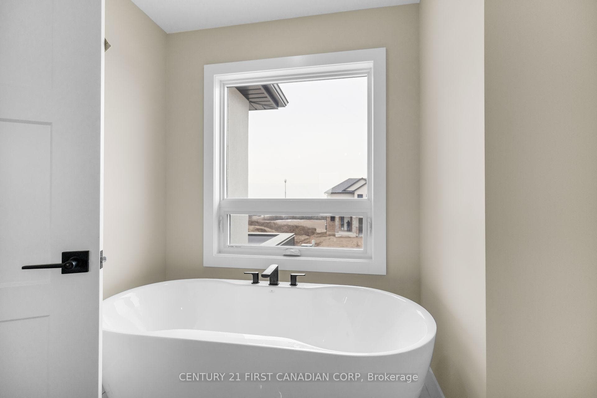 1619 Upper West Avenue photo 23