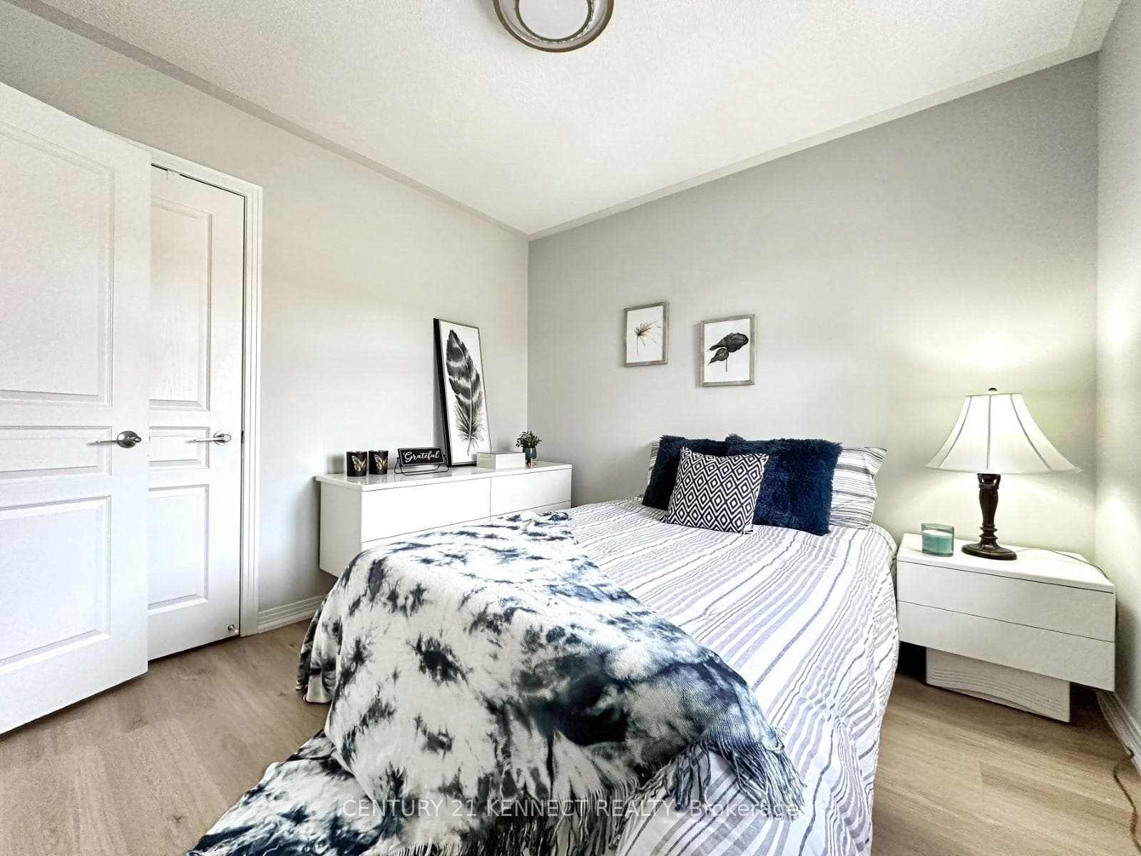 11 Magnotta Road photo 20
