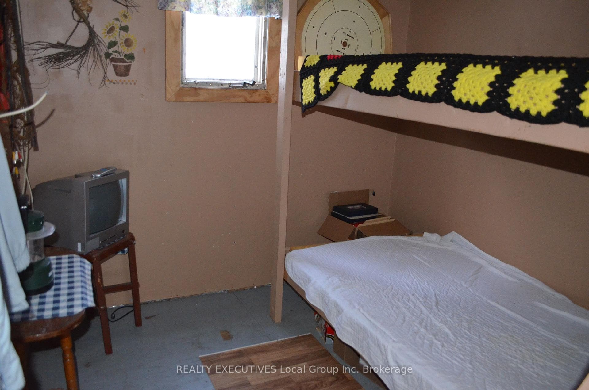 584 Proudfoot Road photo 25