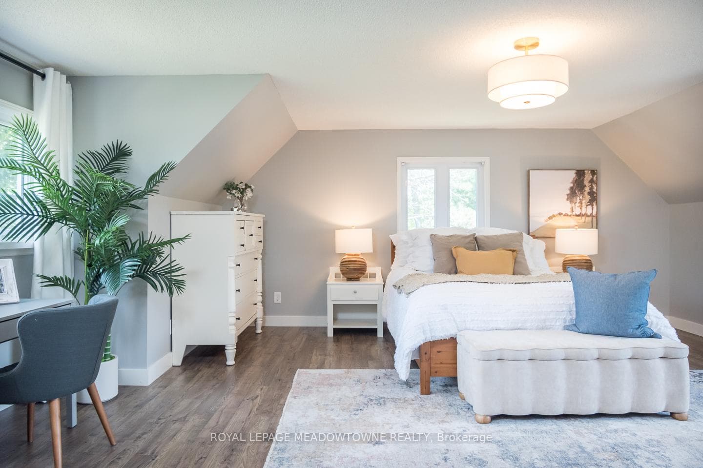 Primary bedroom - your restful sanctuary