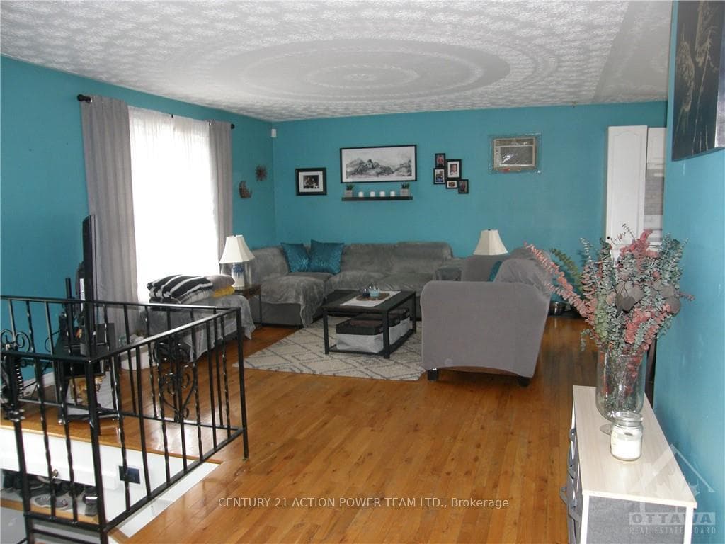17494 HEADLINE Road photo 6