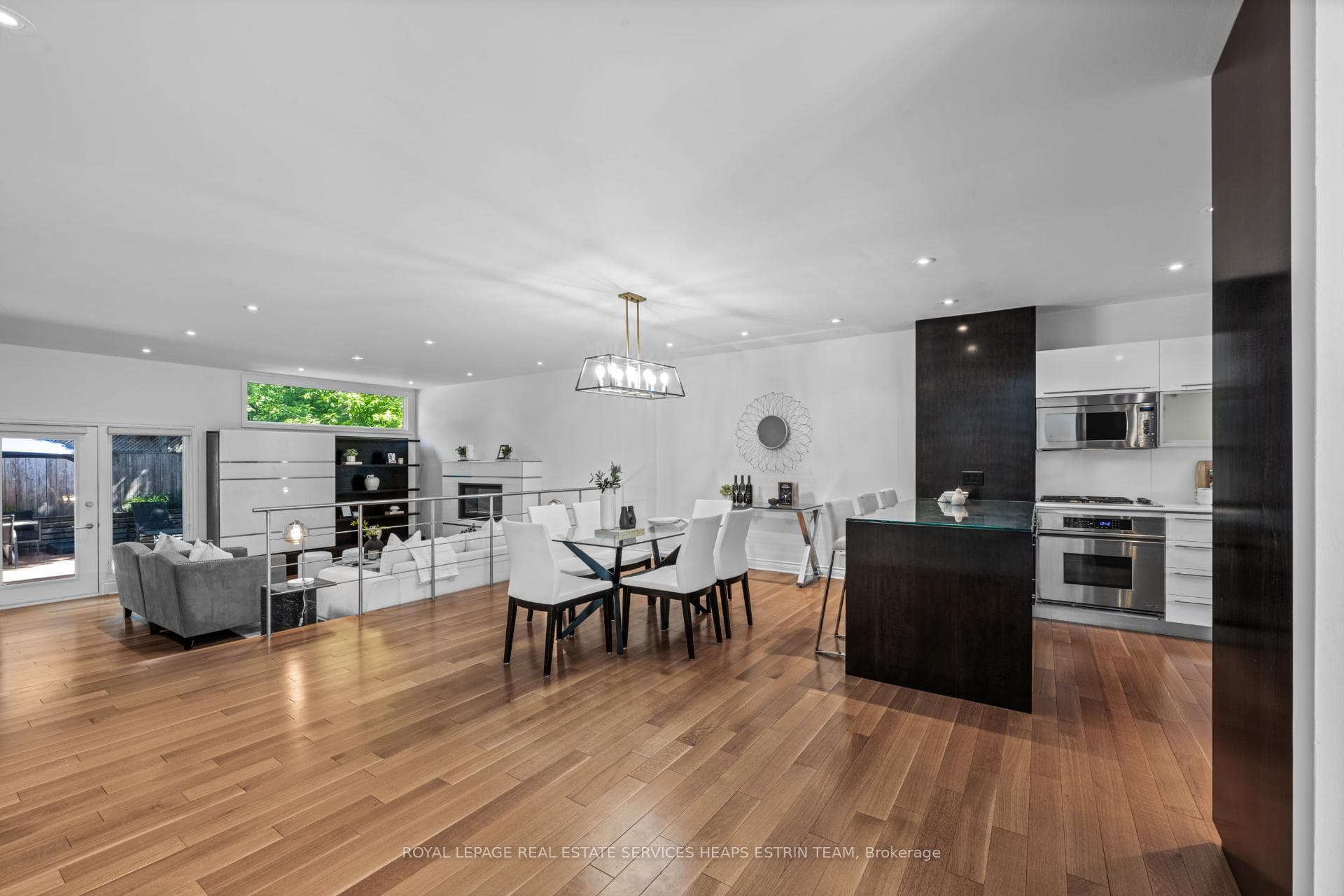 244 Broadway Avenue photo 5