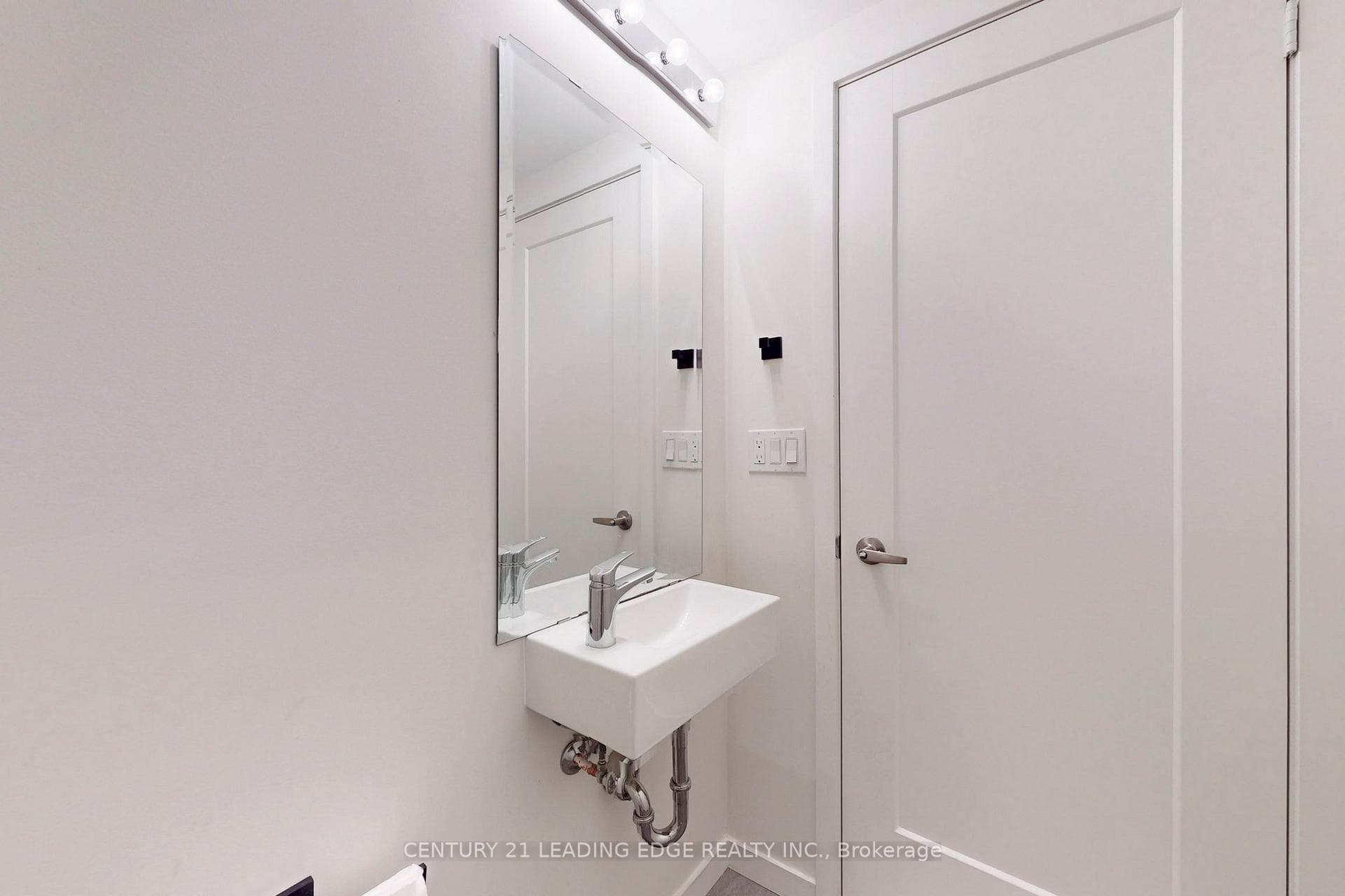 1711 Pure Springs Boulevard Unit 124 photo 17
