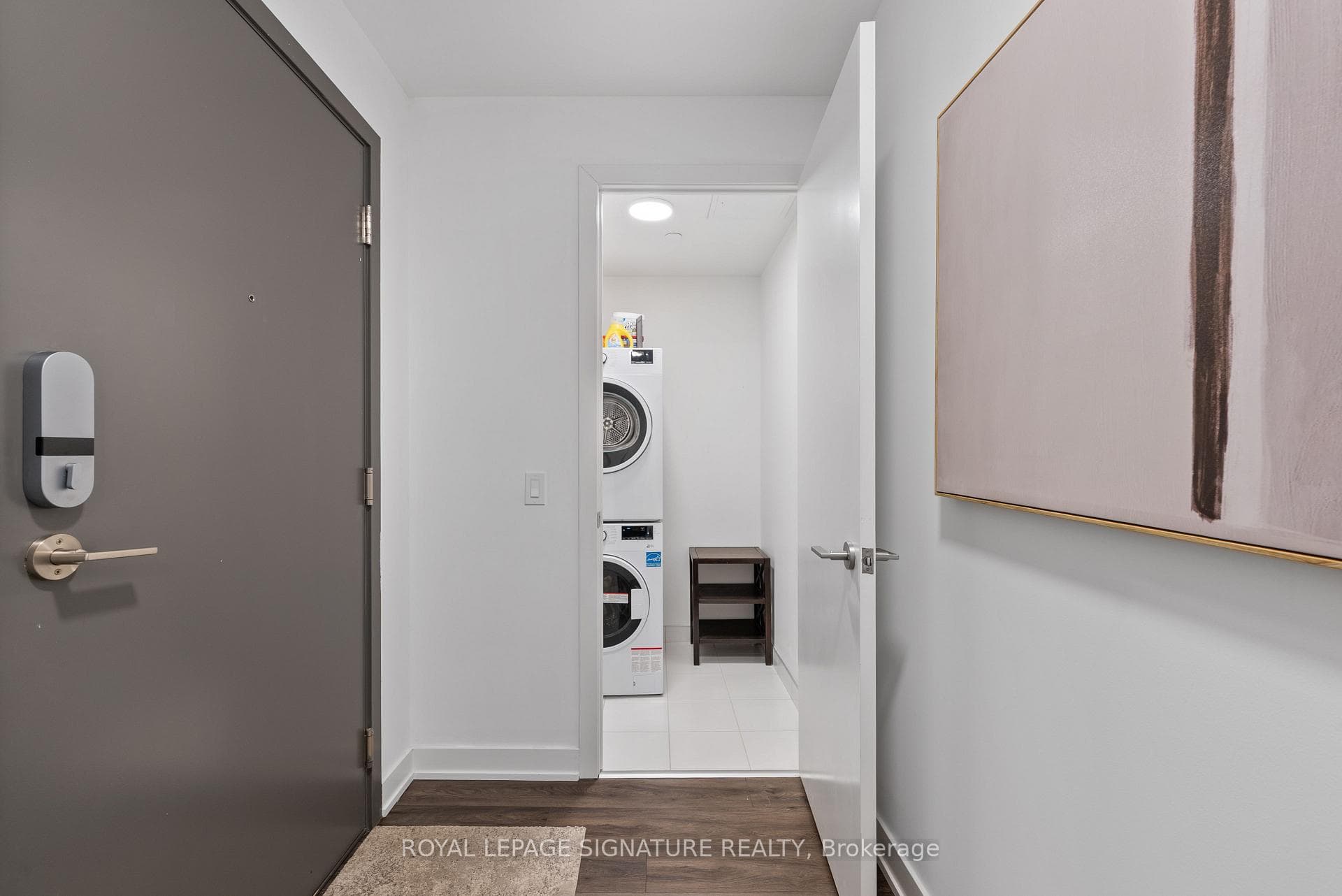 9 Tecumseth Street Unit 816 photo 16
