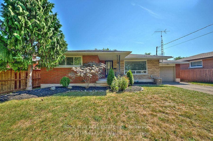 7 Joanna Drive photo 1