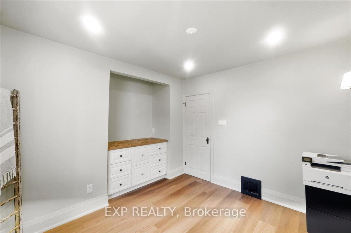 1223 Glencairn Avenue photo 17
