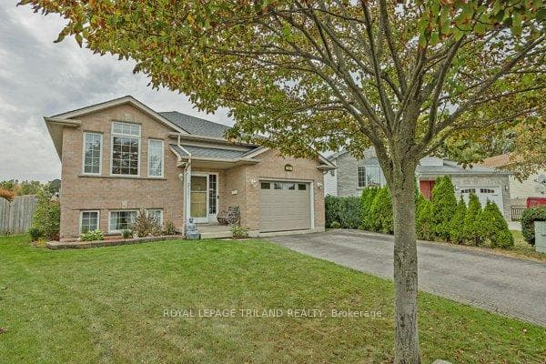 54 Ponsford Place photo 1