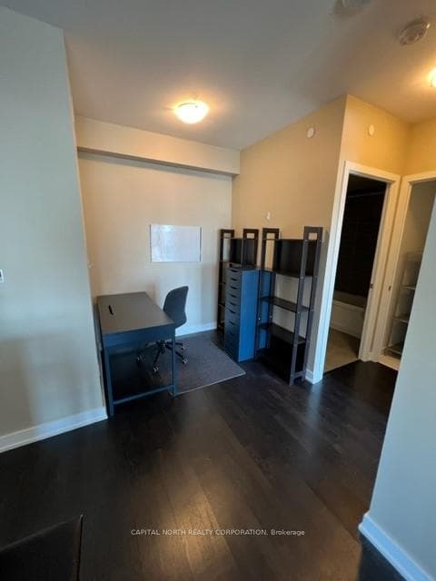 501 St Clair Avenue Unit 1401 photo 10