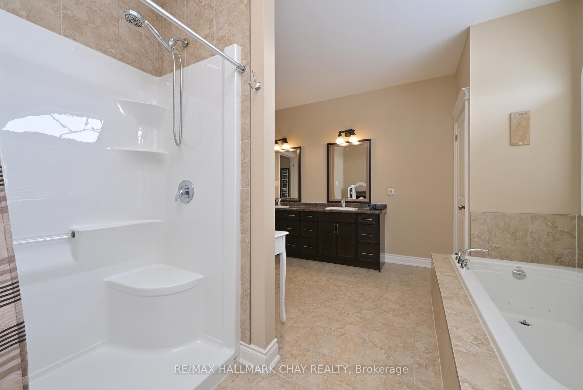 11 Harry Parker Place photo 21