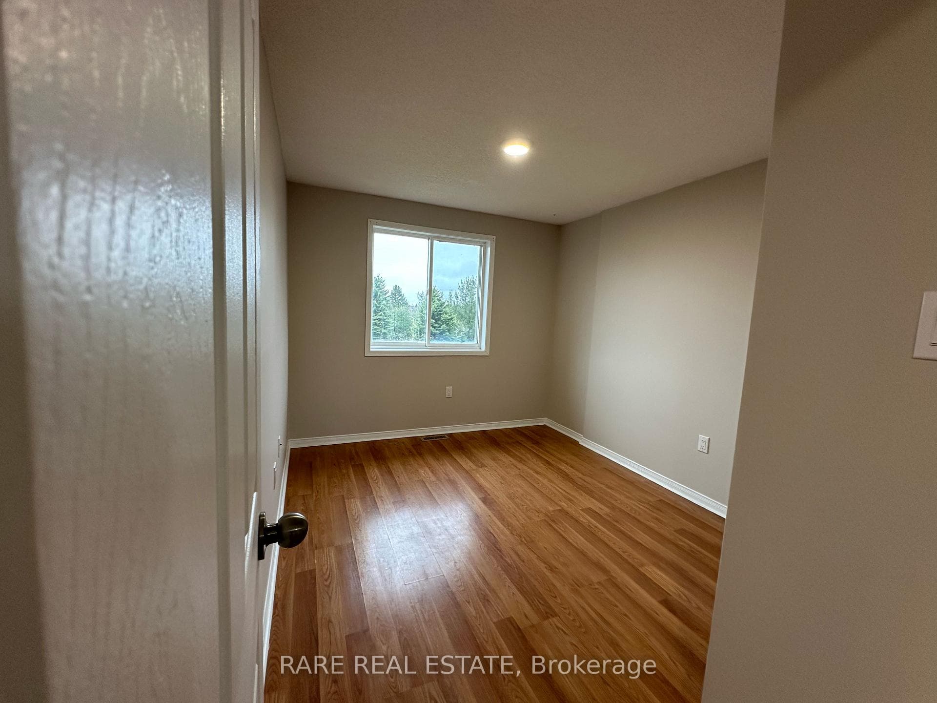 253 Dunsmore Lane photo 17