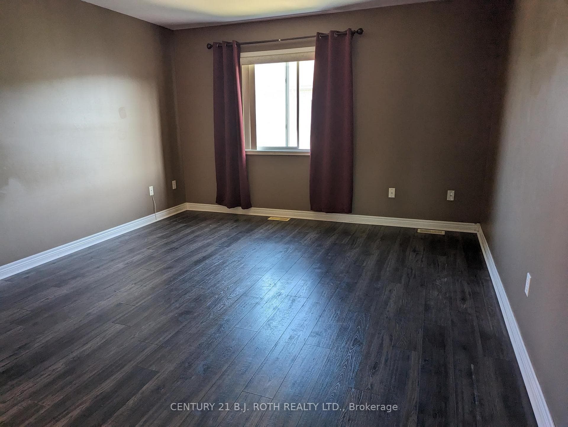 800 West Ridge Boulevard Unit 15 photo 18