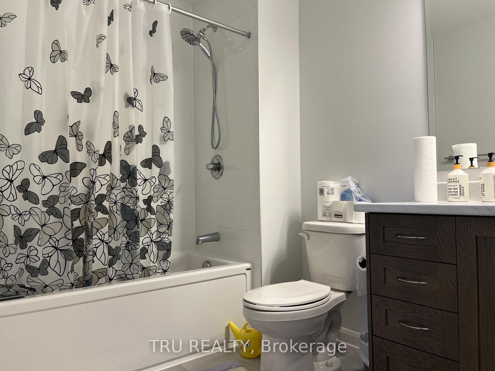 919 Athenry Court photo 33