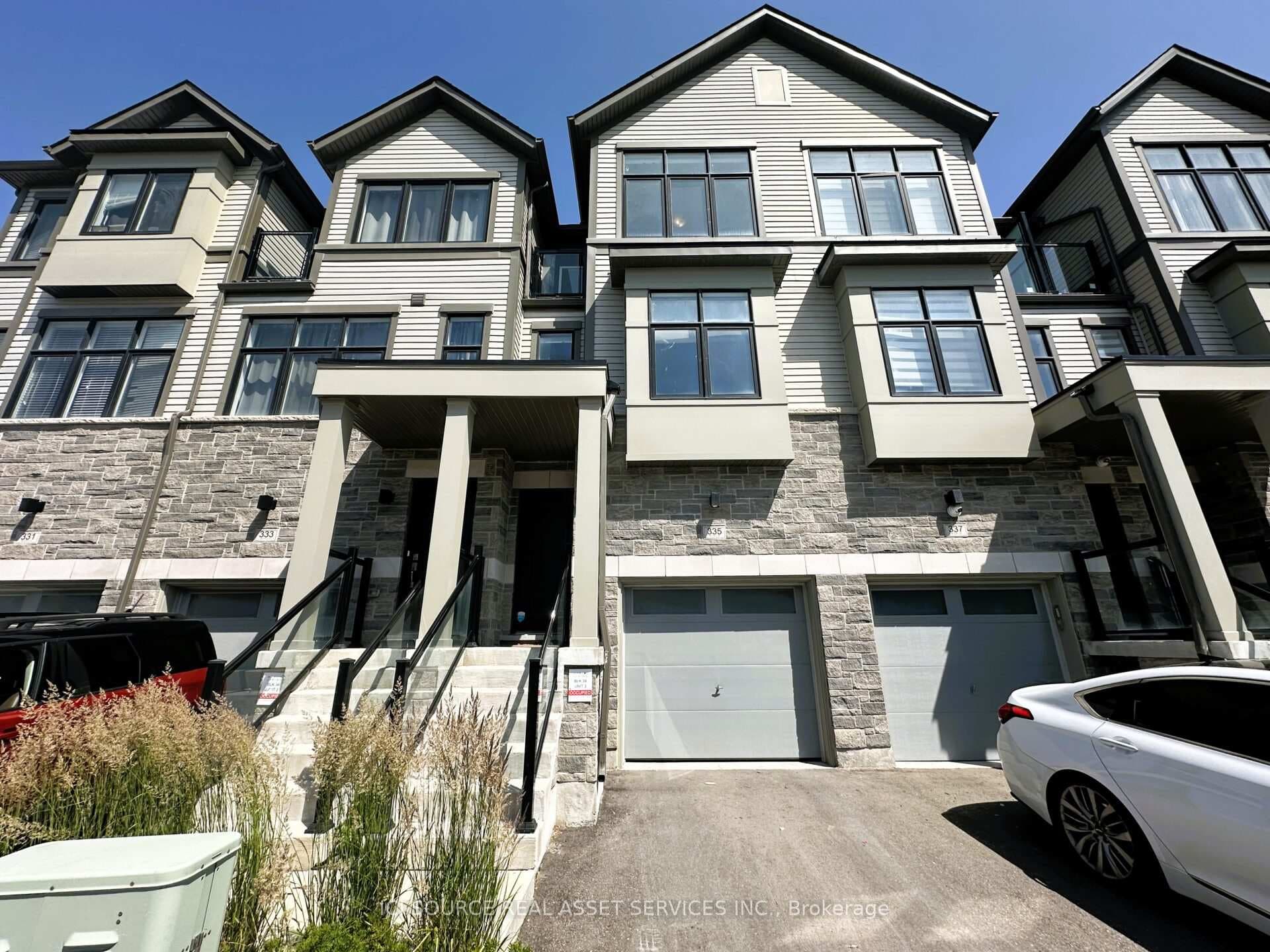 335 Okanagan Path photo 1